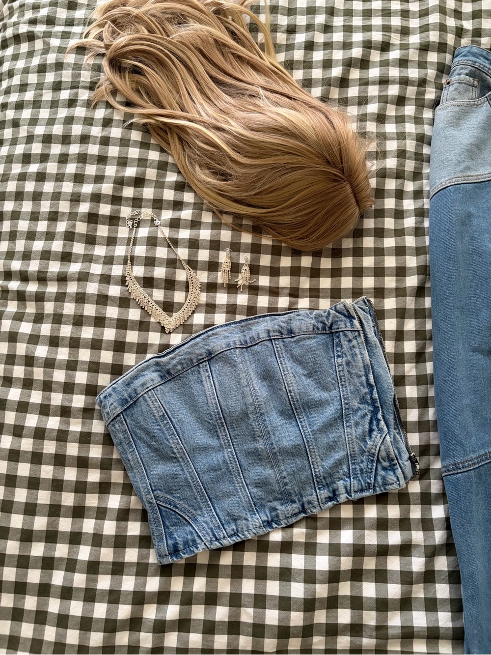 Britney Spears and Justin Timberlake Denim Outfits - Picture 3 of 7